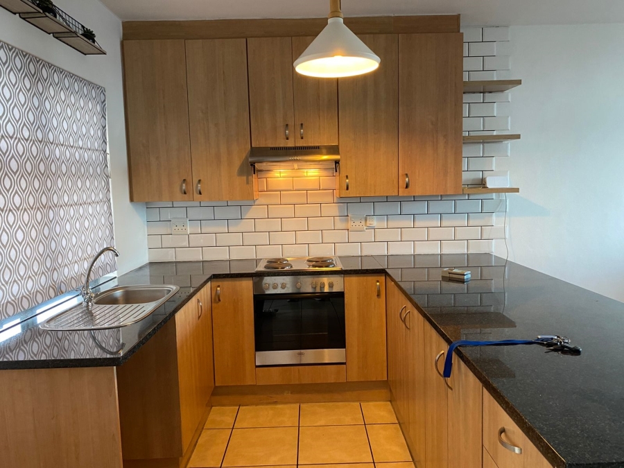 To Let 3 Bedroom Property for Rent in Muizenberg Western Cape